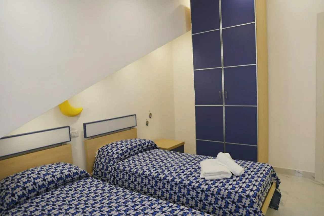 La Dukesca Chic Apartment Naples Italy