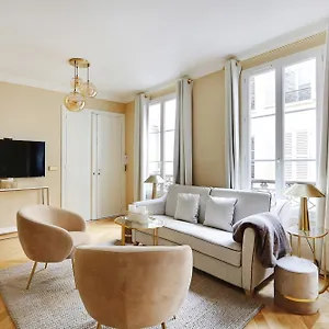 Pick A Flat's In Opera Saint Lazarre - Rue De L'isly , Paris France